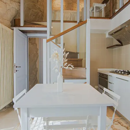 Apartment Appealing In With Near Centre *