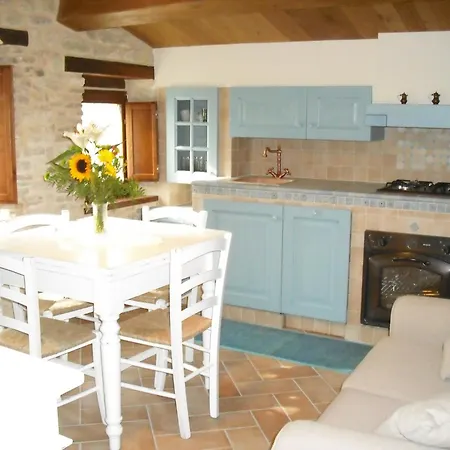 Appealing In With Near Centre Petrella Guidi