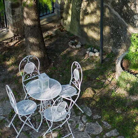 Apartment Appealing In With Near Centre