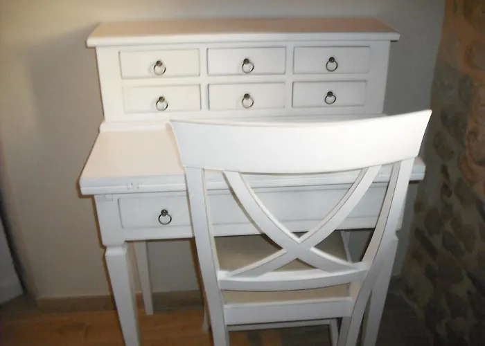 Appealing In With Near Centre Apartamento Petrella Guidi