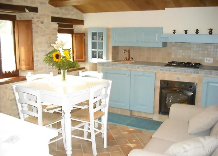 Appealing In With Near Centre Petrella Guidi