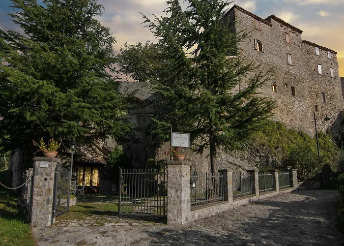 Appealing In With Near Centre * Petrella Guidi