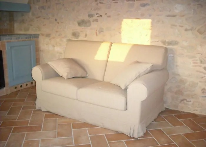 Appealing In With Near Centre *