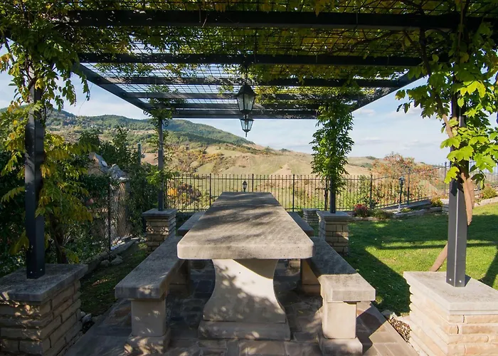 Daire Appealing In With Near Centre